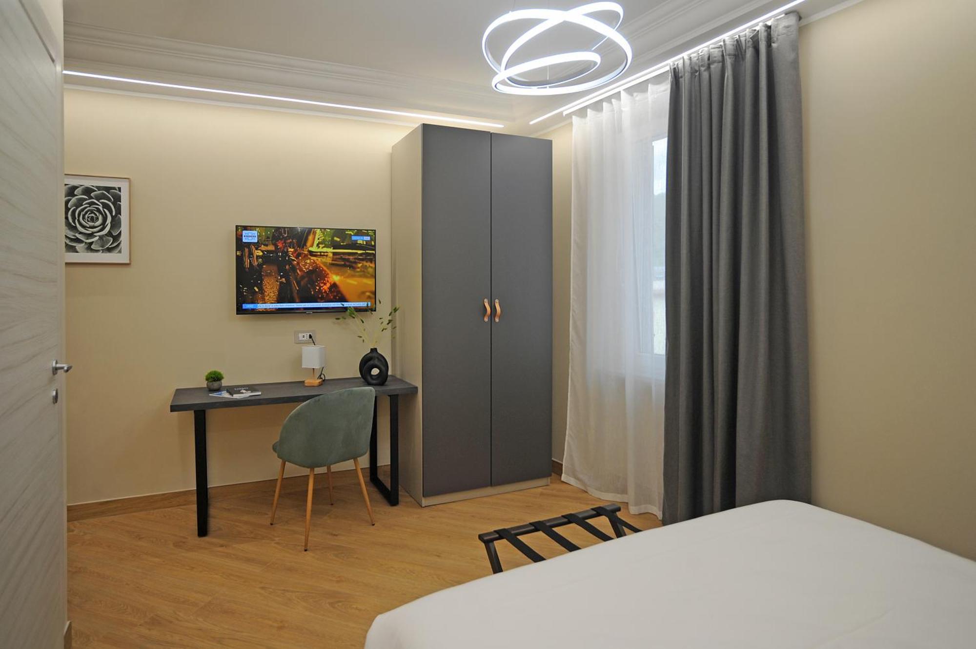 Mom Apartment Rooms&Suites 티볼리 외부 사진
