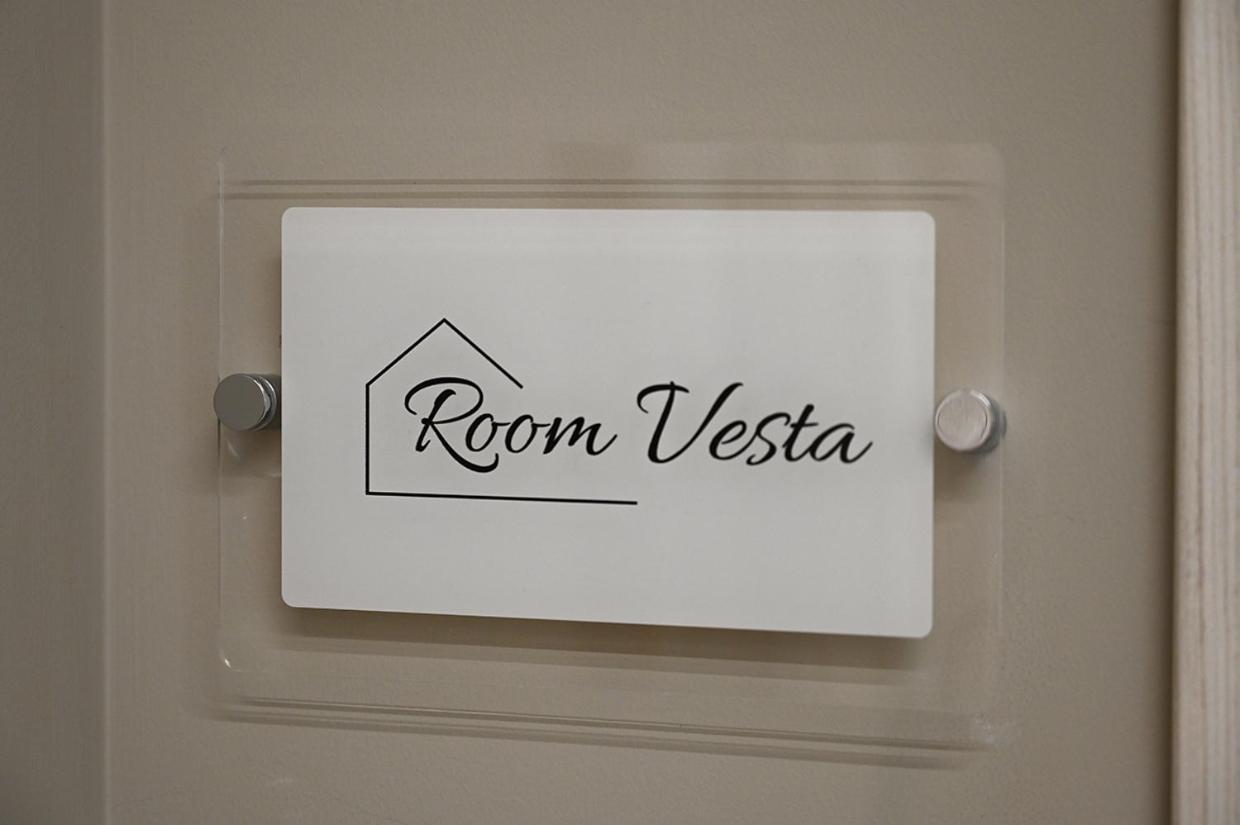 Mom Apartment Rooms&Suites 티볼리 외부 사진