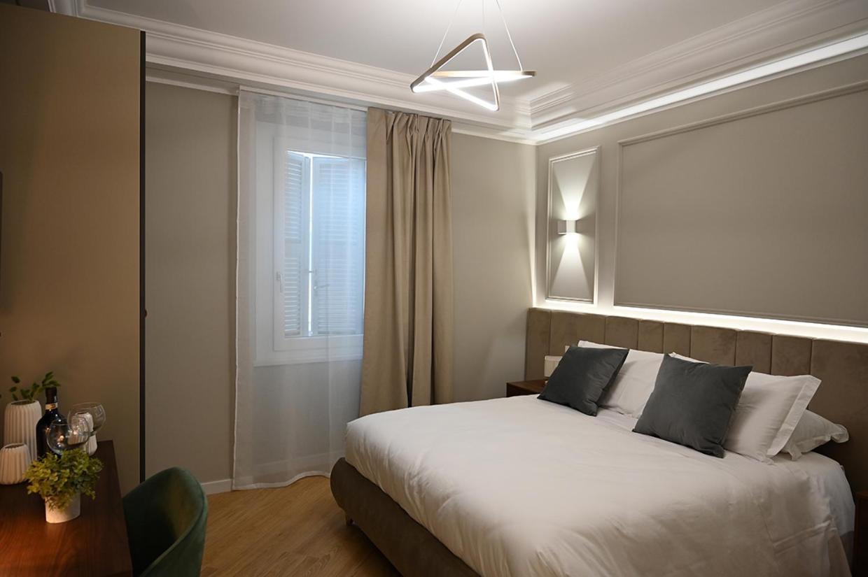 Mom Apartment Rooms&Suites 티볼리 외부 사진