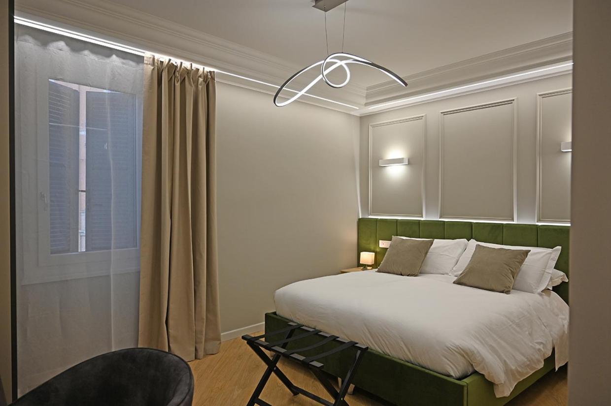 Mom Apartment Rooms&Suites 티볼리 외부 사진
