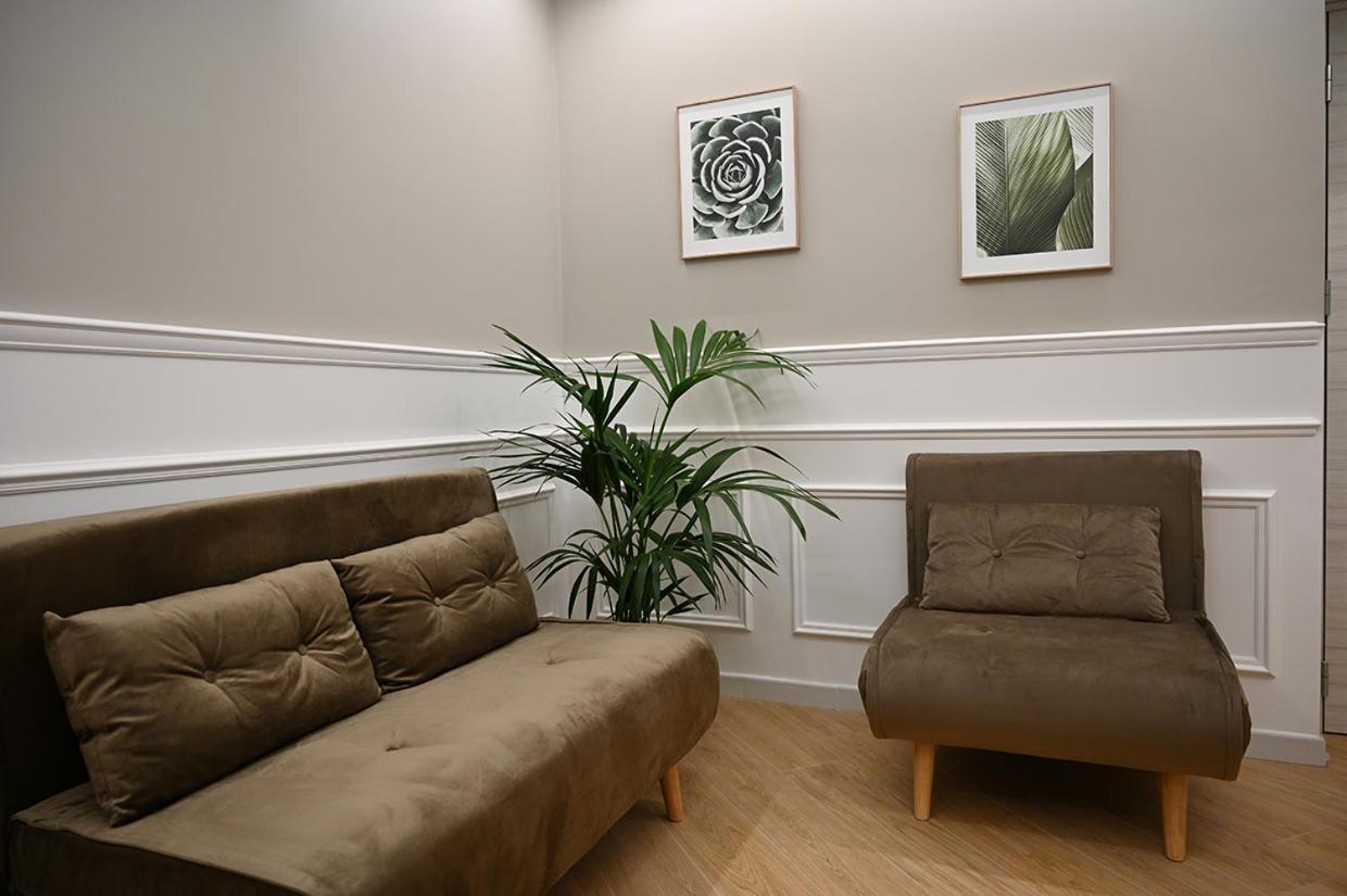 Mom Apartment Rooms&Suites 티볼리 외부 사진